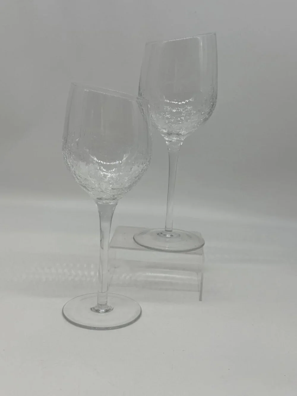 (2) Pier 1 Crackle Angled Rim Clear Slanted  Balloon Red Wine Glasses Disc 2017